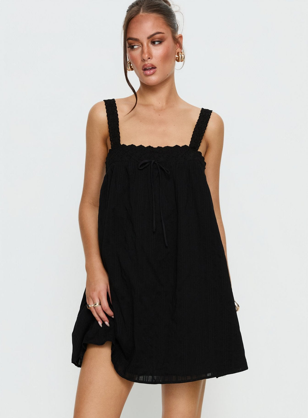 Reason To Stay Lace Trim Floaty Mini Dress Black