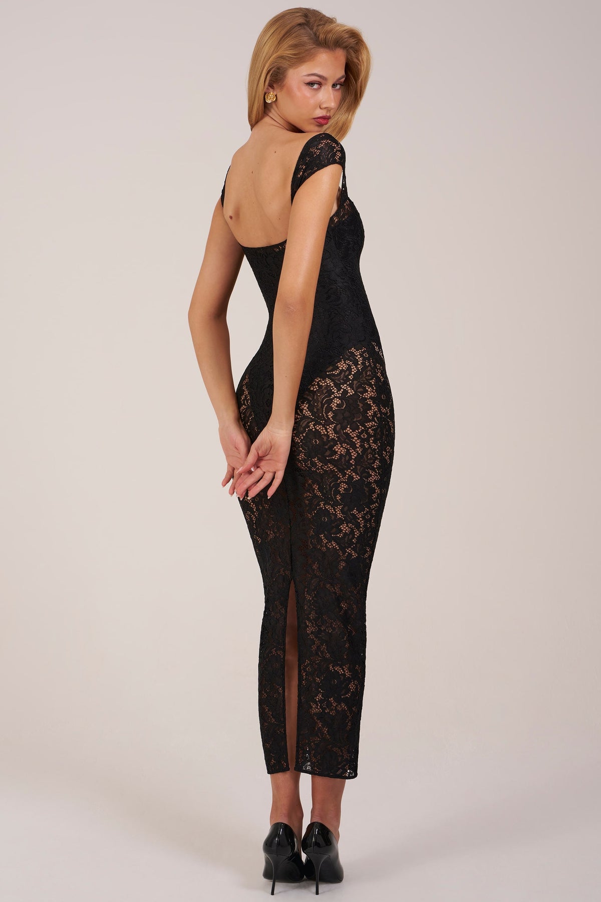 Sweetheart-Neck Maxi Dress in Black