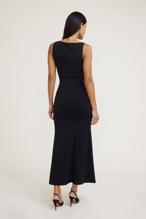 Sculpt Twisted Maxi Dress-Jet Black