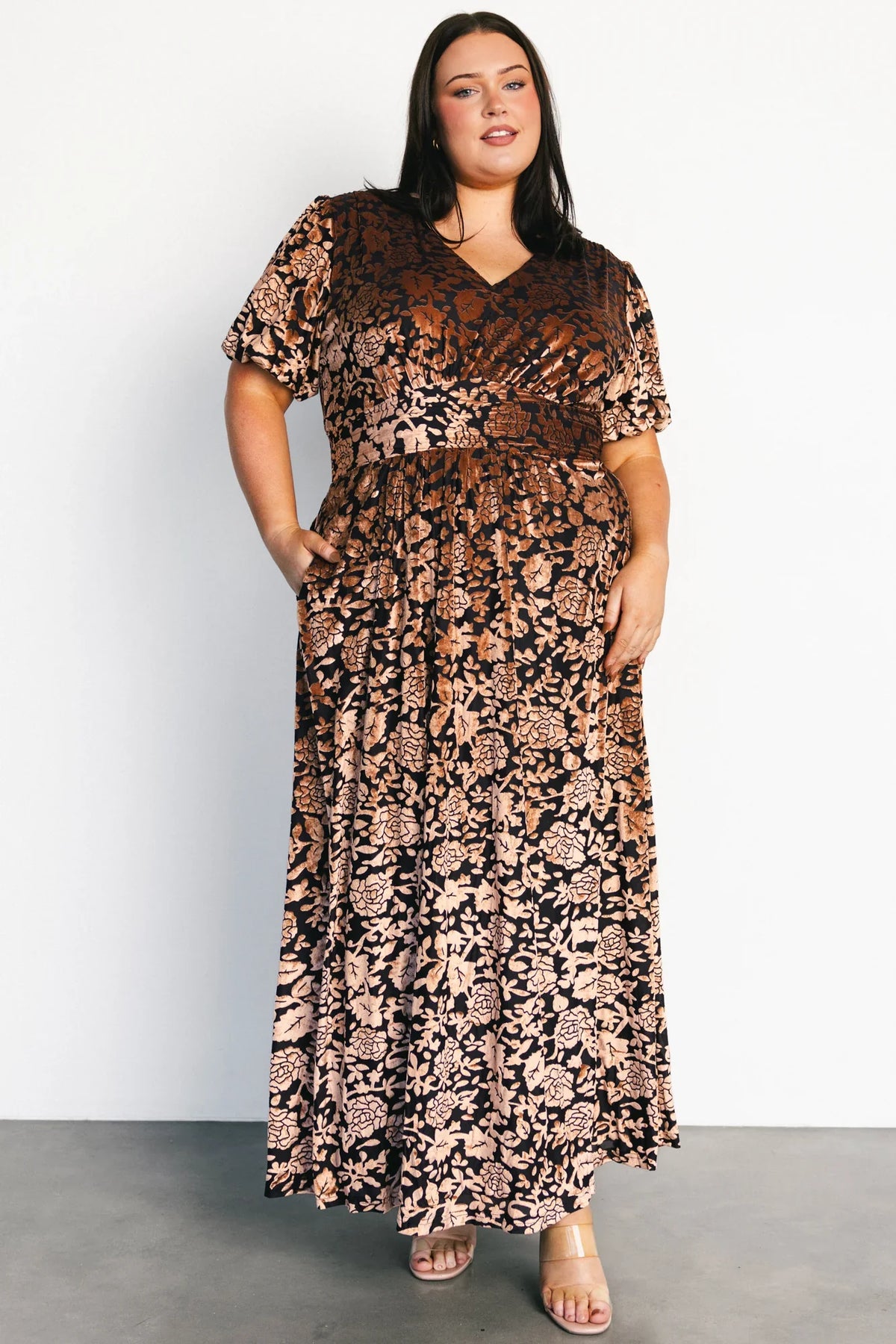 Leslie Velvet Maxi Dress | Black + Bronze