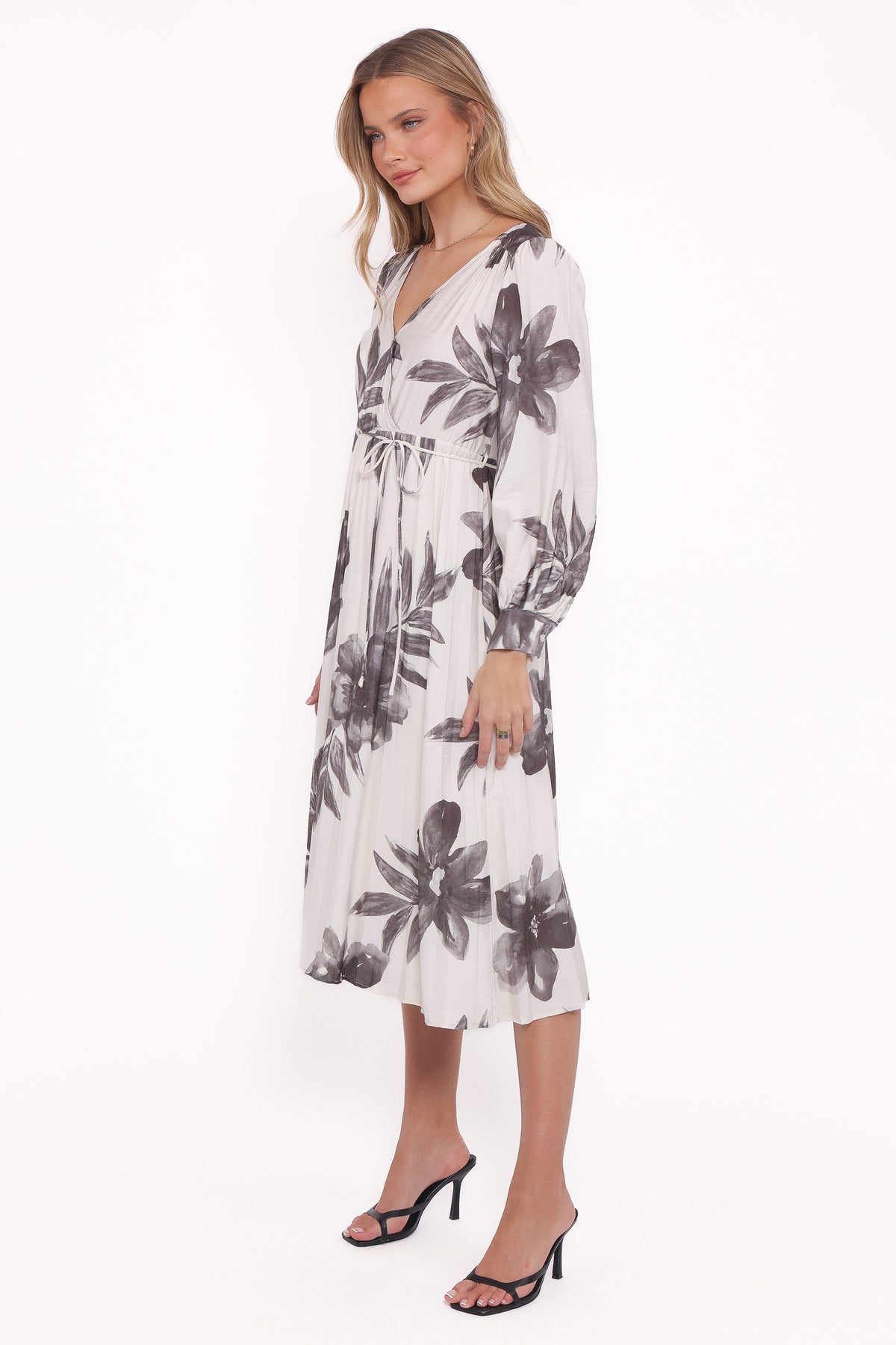 Grainne Long Sleeve Midi Dress - Black/White Floral